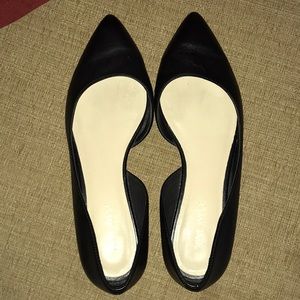 Black Leather Nine West flats size 6.5